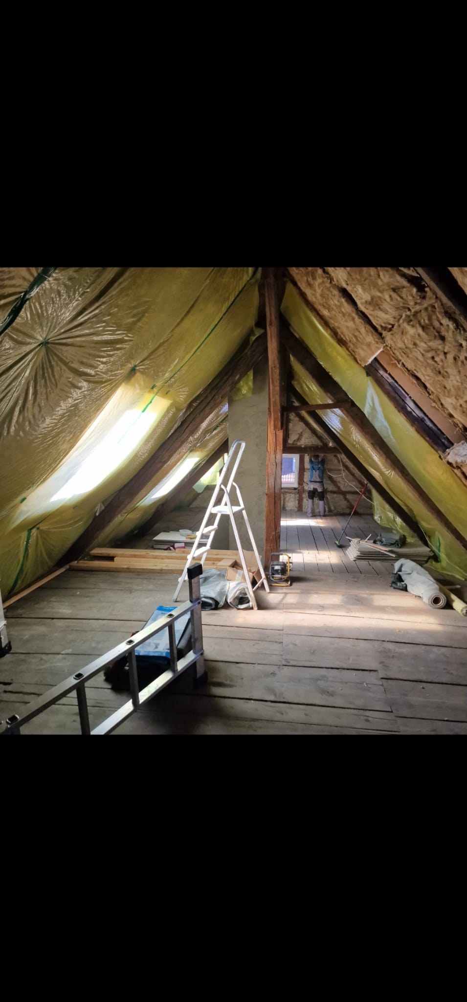 Dachausbau Geislingen — Vorher: unausgebauter Dachraum